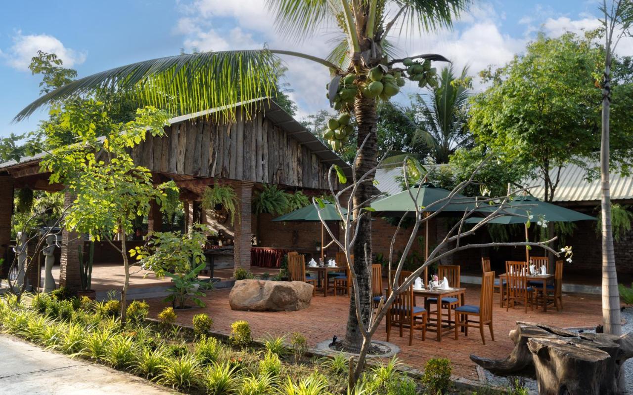 Khemara Sovannphum Hotel Siem Reap Bagian luar foto