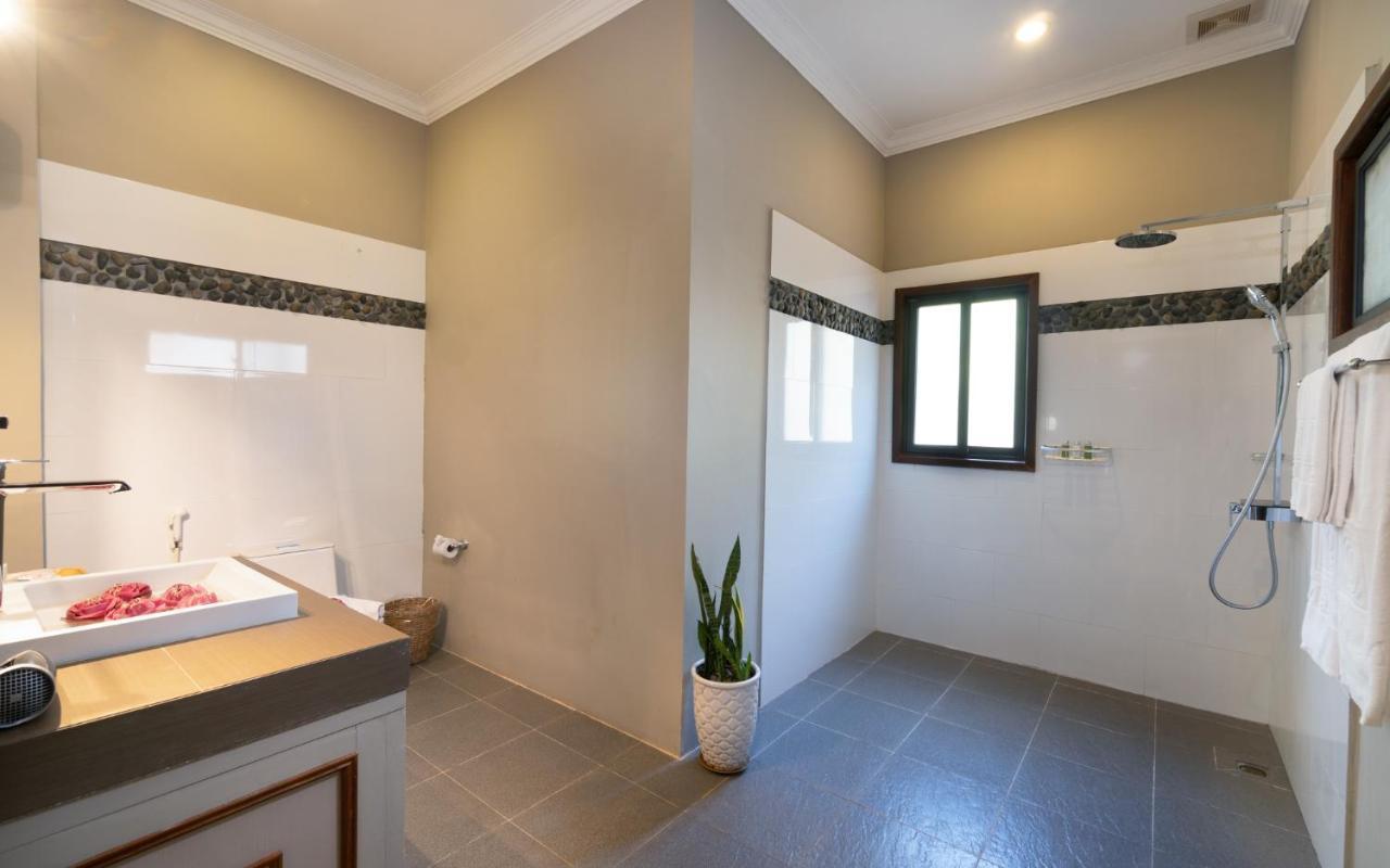 Khemara Sovannphum Hotel Siem Reap Bagian luar foto